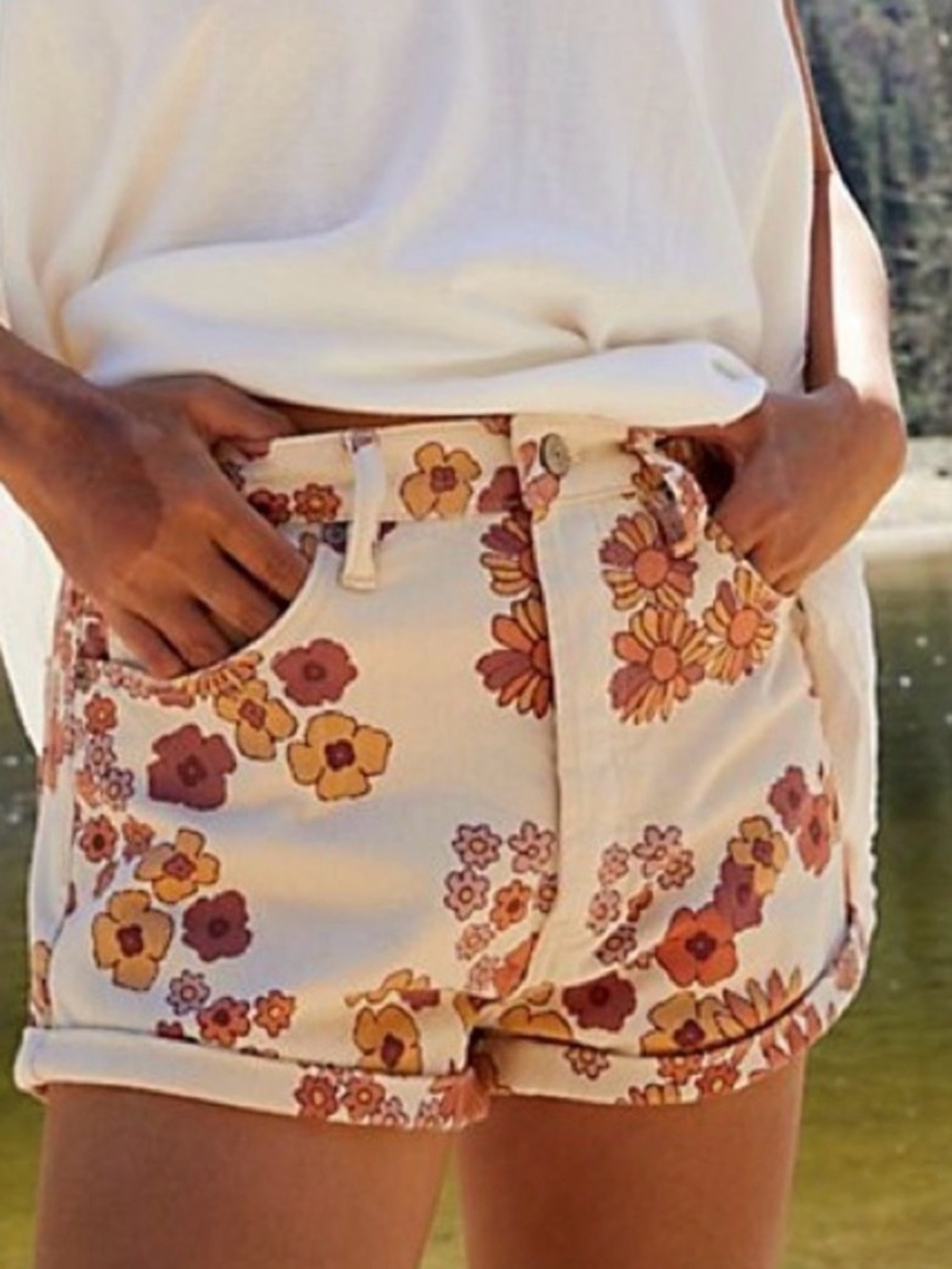 Free People We The Free 70s Retro Brown Floral Itty Bitty Micro Short Size 25